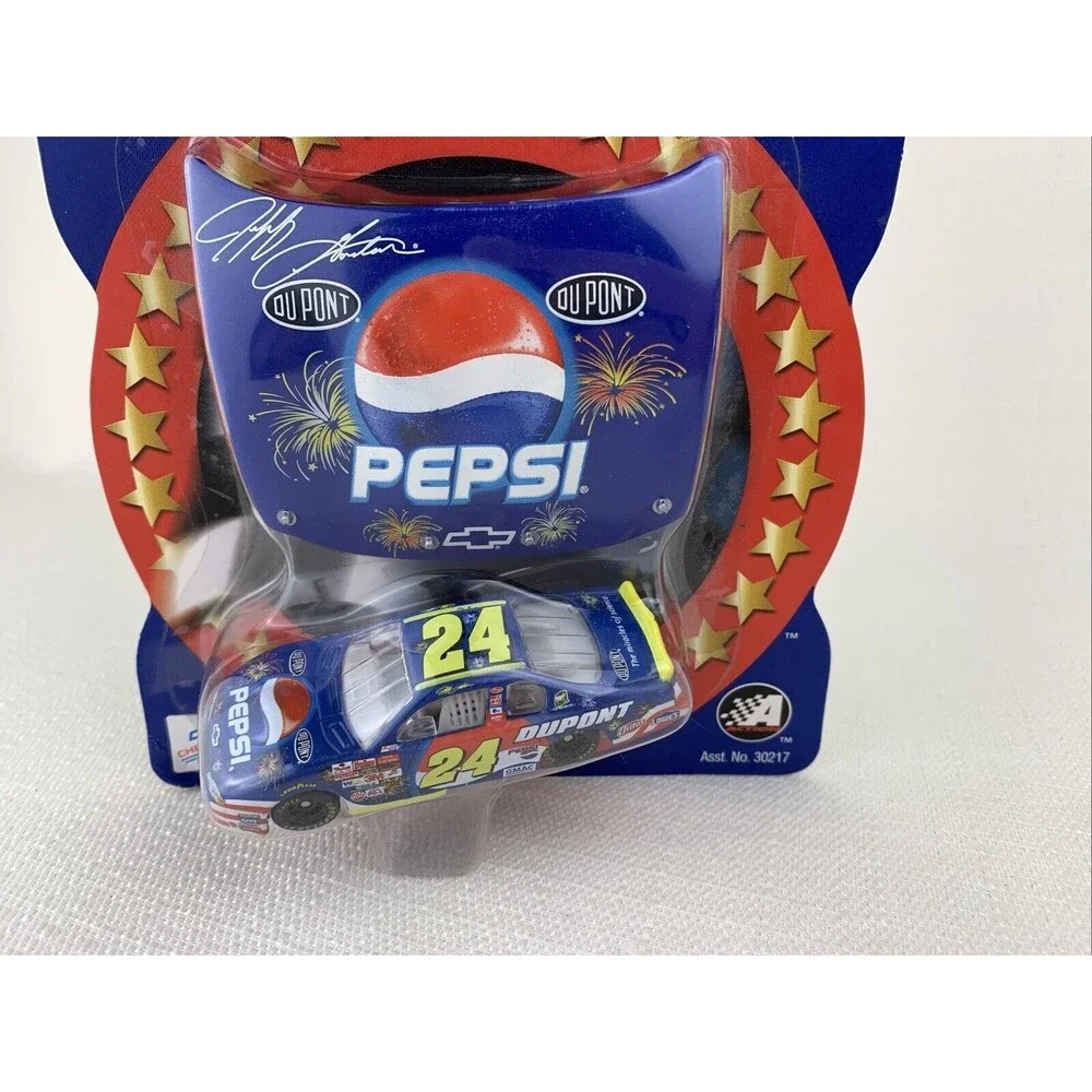 Jeff Gordon #24 Pepsi 2002 Monte Carlo Winners Circle 1/64 Scale Diecast W/ Hood